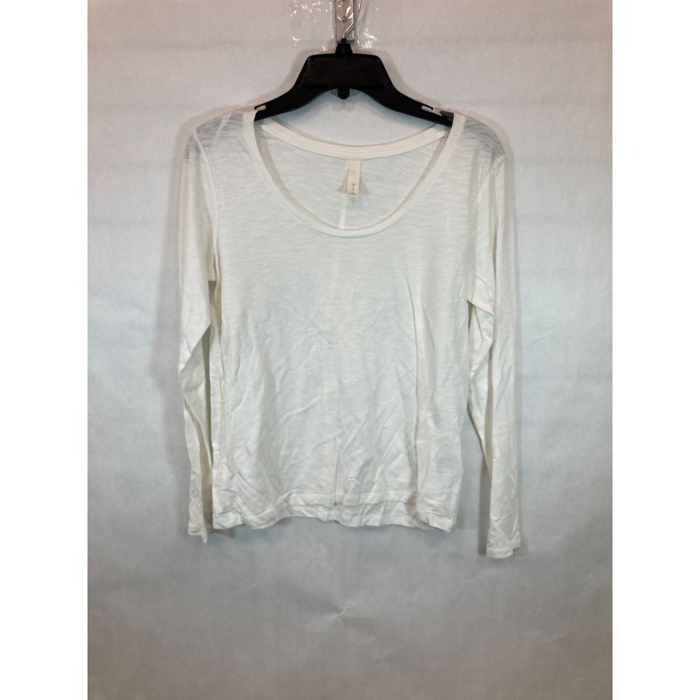 Everyday Elegance: Women's Small Off White Long Sleeve Casual Shirt